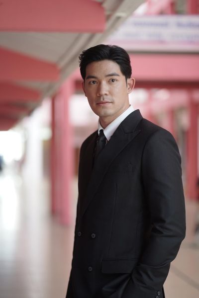 File:RakDaiRueYoung-pop.jpg