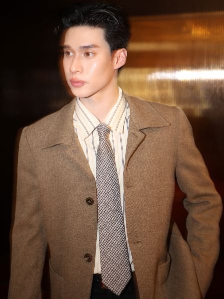 File:PeakPeemapol1.jpg