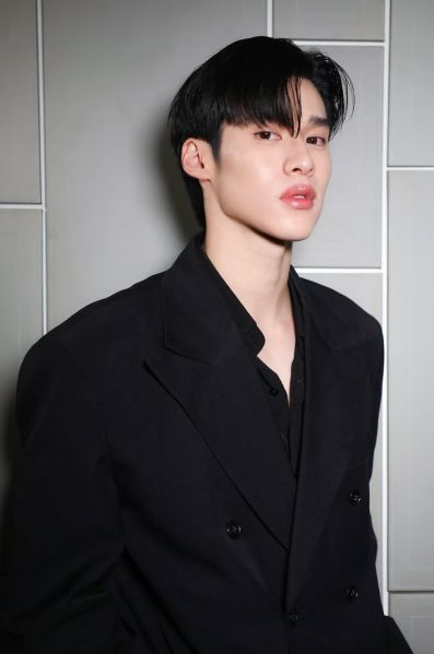 File:PeakPeemapol3.jpg