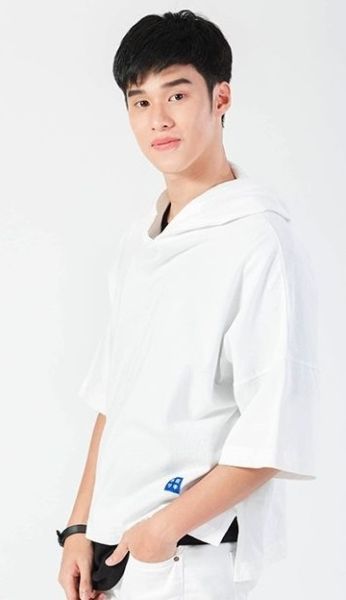 File:PeakPeemapol7.jpg