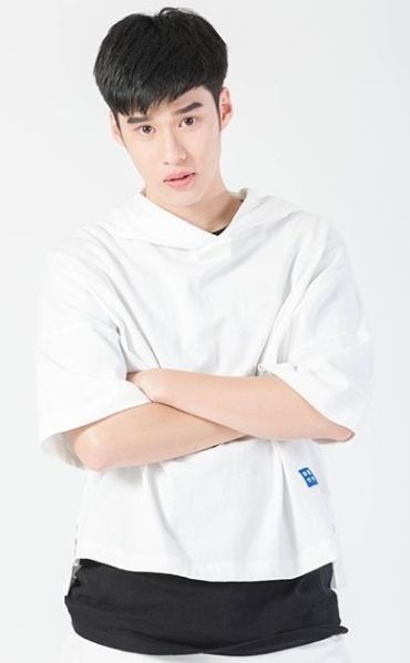 File:PeakPeemapol6.jpg