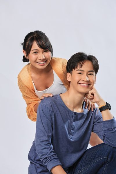 File:AiNumRotThai-lm.jpg