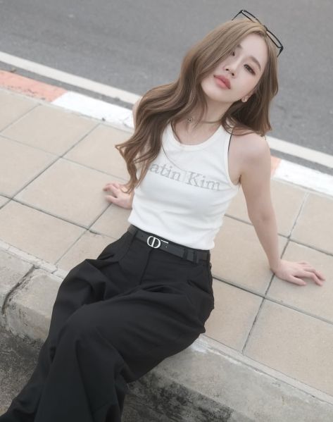 File:JaneMethika3.jpg